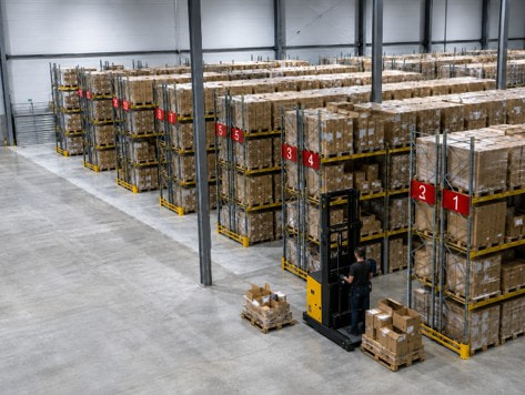 3D-Visualisierung eines Logistikzentrums mit Lager-, Verlade- und Verkehrsflächen